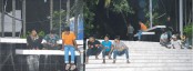 সন্ধ্যা হলেই বদলে যায় বগুড়ার শহীদ মিনারের চিত্র!