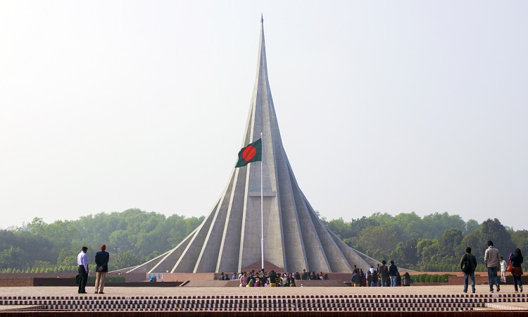 পরাধীনতার শৃঙ্খলমুক্তির ৫০ বছর
