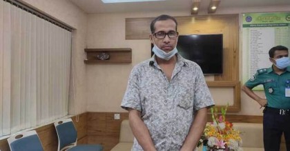 কাগজের প্যাকেট চুরির অভিযোগে শিশুকে বেধড়ক মারধর, ব্যবসায়ী আটক

