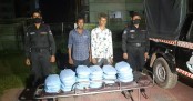 রোগীর বদলে অ্যাম্বুলেন্সে যাচ্ছিল গাঁজা
