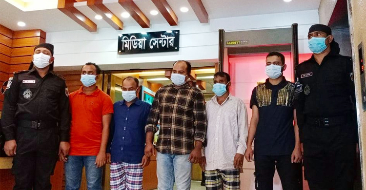 কিডনি কেনাবেচা চক্রের মূলহোতাসহ গ্রেফতার ৫
