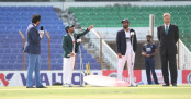 টস জিতে ব্যাটিংয়ে বাংলাদেশ
