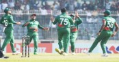 তিন বলের মধ্যে রোহিত-কোহলিকে ফেরালেন সাকিব
