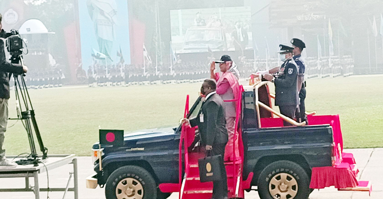 দুই বছর পর সশরীরে পুলিশ সপ্তাহের অনুষ্ঠানে প্রধানমন্ত্রী
