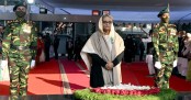 বঙ্গবন্ধুর প্রতিকৃতিতে প্রধানমন্ত্রীর শ্রদ্ধা
