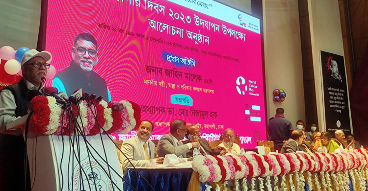 শুধু হাসপাতাল আর মেশিন কিনলেই চিকিৎসা হবে না: স্বাস্থ্যমন্ত্রী
