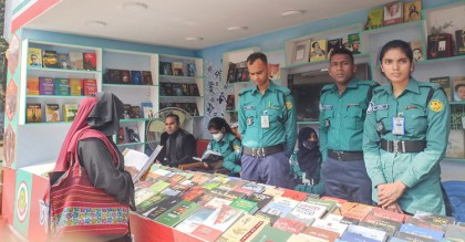 বইমেলায় পলিথিন-ধূমপানমুক্ত রাখার উদ্যোগ
