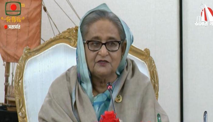 পাসের হারে মেয়েরা এগিয়ে, ছেলেদের আরও মনোযোগী হতে হবে
