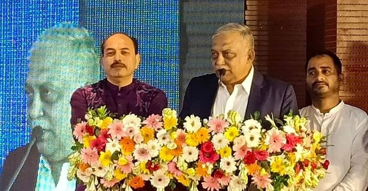 শুধু রাষ্ট্রদূত নয়, মন্ত্রীদের থেকেও পুলিশ সদস্যদের সরানো হবে
