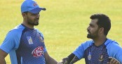স্বেচ্ছায় অবসর নাকি চাপে পড়ে, তামিমকে প্রশ্ন মাশরাফির
