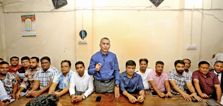 আওয়ামী লীগের মতো পেছনের দরজা দিয়ে বিএনপি ক্ষমতায় যেতে চায়না- বগুড়ায় যুবদল সম্পাদক নয়ন
