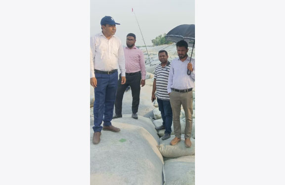 সারিয়াকান্দিতে যমুনা নদী তীর সংরক্ষণ অস্থায়ী কাজ সমাপ্ত