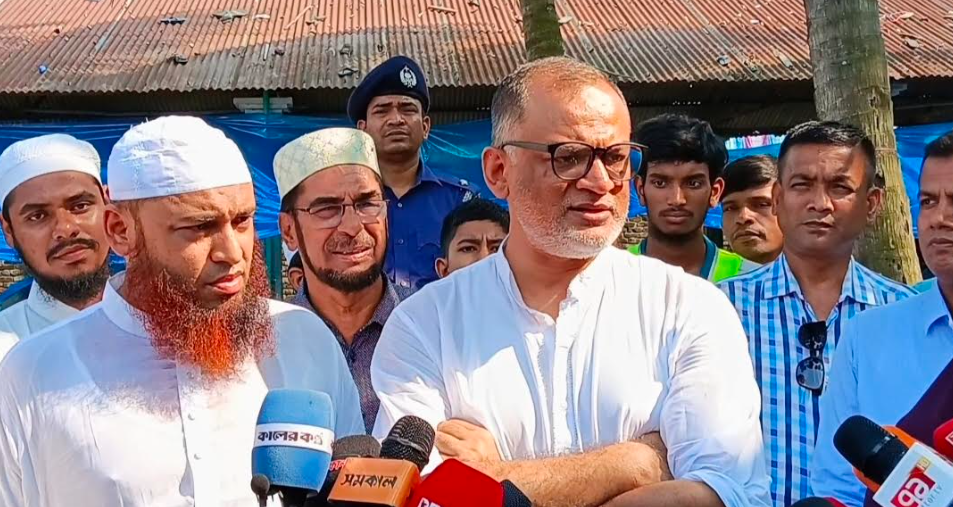 'চামড়ার দাম কম পাওয়ার বিষয়টি সঠিক নয়'- বগুড়ায় বাণিজ্য উপদেষ্টা