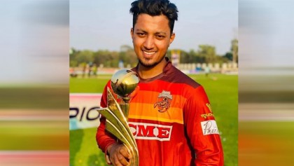 ফার্মগেটে বাসের ধাক্কায় প্রাণ হারালেন ক্রিকেটার
