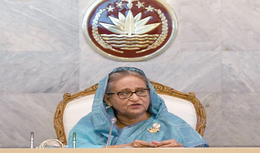 সচিবরা শুধু নিজেদের সুবিধা চাইলেন
