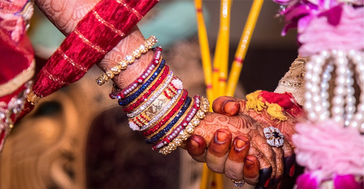 পরীক্ষায় ভালো করেননি পাত্রী, রাগে বিয়ে ভাঙলেন যুবক!
