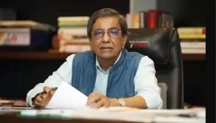 প্রথম আলোর সম্পাদক আগাম জামিন চেয়েছেন হাইকোর্টে