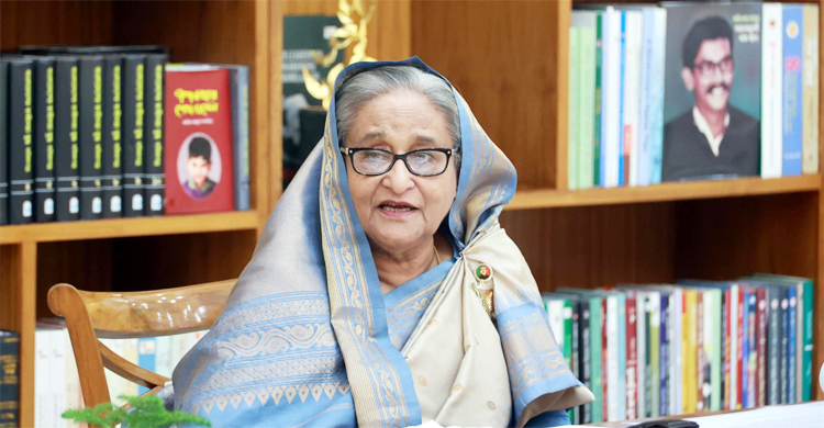 যারা সাংবাদিক পেটাবে, তাদের কি গলার মালা দিয়ে বাহবা দেবো?
