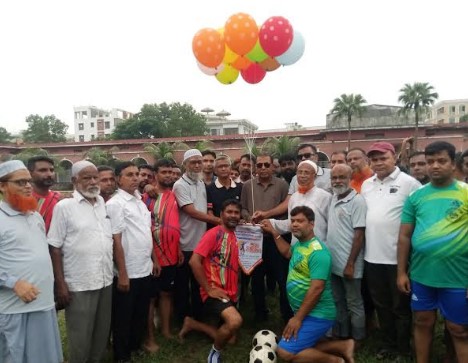 বগুড়ায় মুদ্রণ শিল্প মালিক সমিতির আয়োজনে ফুটবল টুর্নামেন্ট অনুষ্ঠিত