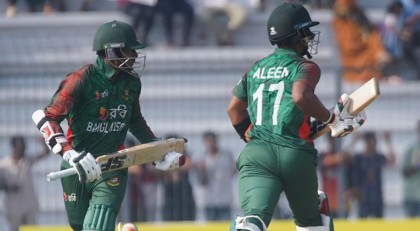 ১৬ বছর পর প্রাণ ফিরল বগুড়ার শহীদ চান্দু স্টেডিয়ামে - আলো ছড়ালেন কালাম ও ইমন