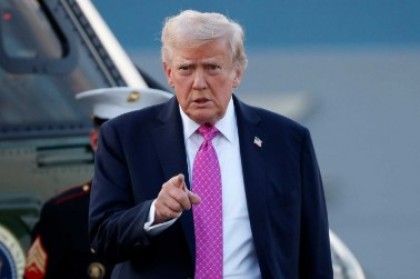 ইরান বড় বিপদে রয়েছে—সামরিক হামলার হুঁশিয়ারি ট্রাম্পের