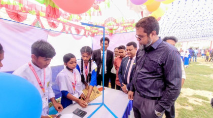 বিজ্ঞানপাগল ফরিদুলের অনন্য উদ্যোগ- বগুড়ায় শিবগঞ্জে পদার্থবিজ্ঞান মেলা: জটিল সূত্র হাতকলমে দেখাচ্ছে শিক্ষার্থীরা