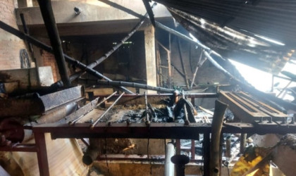 বগুড়ায় পেপার বোর্ড মিল কারখানায় অগ্নিসংযোগের অভিযোগ, ৩ কোটি টাকার ক্ষতি