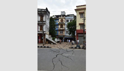 ১৪ ঘণ্টায় ঢাকাসহ দেশের বিভিন্ন স্থানে দুইবার ভূমিকম্প