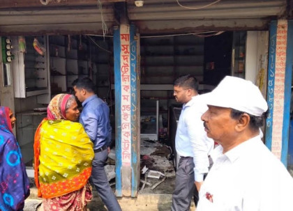 পলাশবাড়ীতে কাশিয়াবাড়ী বাজারে ৬ টি ব্যবসা প্রতিষ্ঠান আগুনে ভুষিভূত ব্যাপক ক্ষয়ক্ষতি 