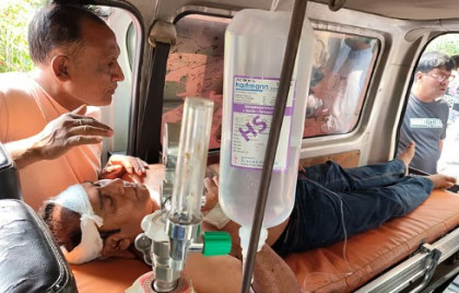 পাবনার সুজানগরের বিএনপি দুই গ্রুপের মধ্যে সংঘর্ষ: গুলিতে গৃহবধু নিহতসহ আহত ১০