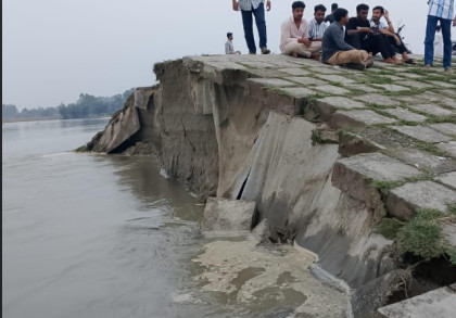এক বছর না যেতেই নদীগর্ভে এলজিইডির ১৪ লাখ টাকার কাজ