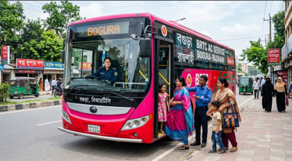 বগুড়ায় চালু হচ্ছে নারীদের জন্য বিশেষ বাস সার্ভিস, পৌঁছেছে দুটি বাস