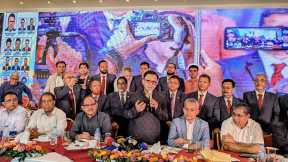বগুড়ায় ৪'শ একর জায়গায় স্থাপিত হচ্ছে
বিসিক শিল্প পার্ক- বাণিজ্য ও শিল্পমন্ত্রী