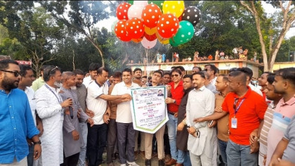 বগুড়া শাজাহানপুরে শহীদ জিয়া স্মৃতি 
ফুটবলের দ্বিতীয় সেমিফাইনাল অনুষ্ঠিত