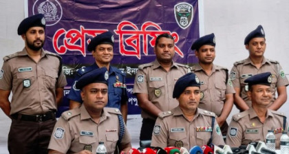 টিকটকের তান্ত্রিক গুরু’র ফাঁদে নারী, খোয়ালেন সাড়ে ৬ লাখ টাকা